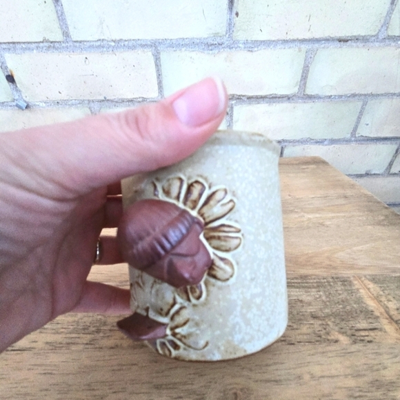 Vintage 70s 3D Mug - Picture 4 of 7